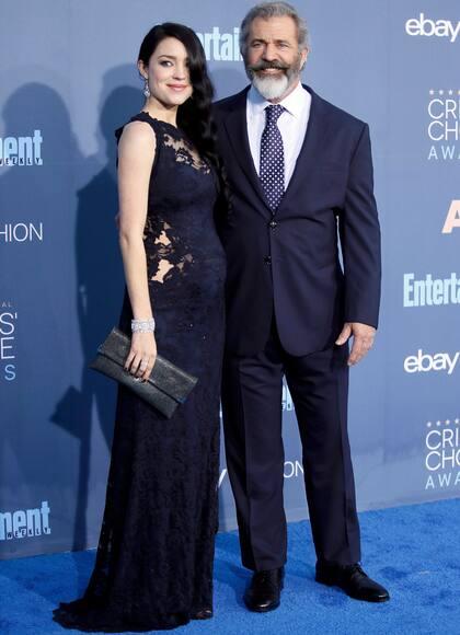 ¡De pronto flash...! Los famosos por la alfombra azul de los Critics´ Choice Awards