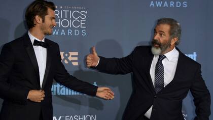 ¡De pronto flash...! Los famosos por la alfombra azul de los Critics´ Choice Awards