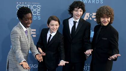 ¡De pronto flash...! Los famosos por la alfombra azul de los Critics´ Choice Awards