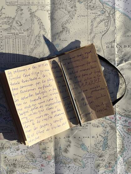 De puño y letra. Mapa y notas del viaje.