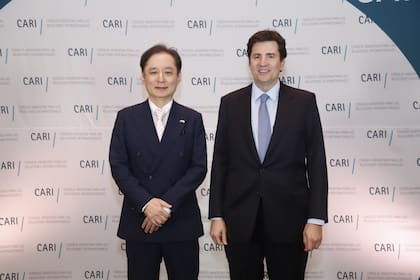 De Santibañes recibe al embajador del Japón, Yamauchi Hiroshi