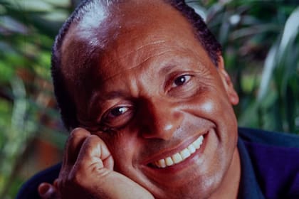 De su abuelo sastre heredó la pasión por el buen gusto, la moda y el diseño