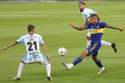 De zurda y de derecha, Agustín Almendra se soltó en Boca; fue la sorpresiva figura de la clara victoria.