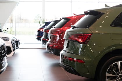 Los concesionarios que tienen stock y ya pagaron impuestos internos se tenderían que ir adecuando de manera gradual