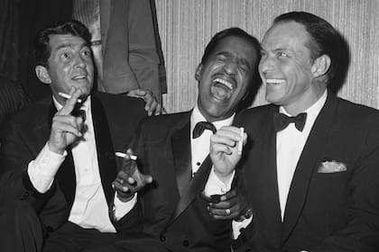 Dean Martin, Frank Sinatra y Sammy Davis Jr, miembros ilustres del Rat Pack