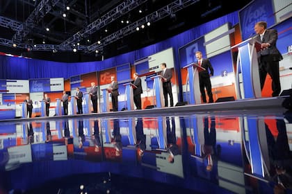 Fox News decidió invitar sólo a 10 de los 17 candidatos republicanos al debate de máxima audiencia