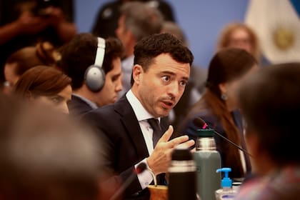 Debate en Diputados sobre la “ley ómnibus” con las presencia del ministro del Interior Guillermo Francos. Rodrigo de Loredo
