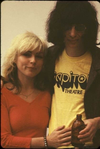 Debbie Harry y Joey Ramone, por Roberta Bayley