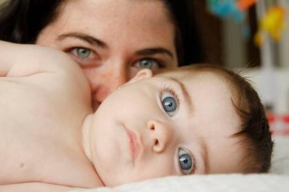 Debbie y su hija Julieta. 21 meses de lactancia #YoDoyLaTeta