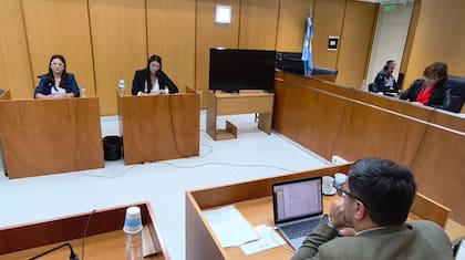 Deberá usar tobillera la mujer que ejerció como médica con un presunto título falso en General Roca