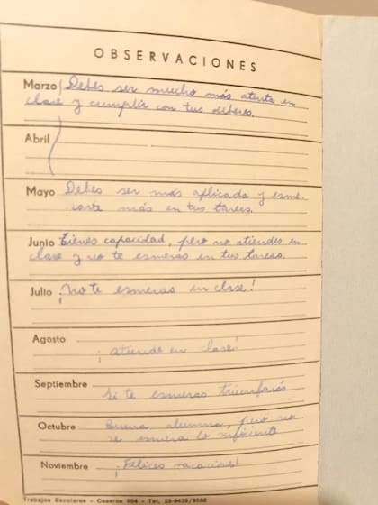 "Debés ser mucho más atenta en clase y cumplir con tus deberes", "¡No te esmeras en clase!" y "Buena alumna pero no se esmera en clase" son algunas de las observaciones de las maestras que Lourdes conserva en su cuaderno de comunicados de primer grado.