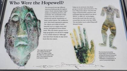 Debido a que no dejaron registros escritos, los Hopewell siguen siendo un misterio para los antropólogos