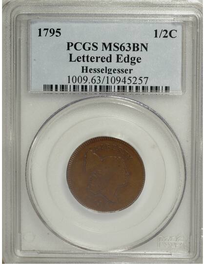 Debido a que presenta desgaste de manipulación en el diseño, el ejemplar recibió la calificación de MS63BN