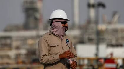 Debido a su crudo liviano, Arabia Saudita es uno de los países con mayor capacidad para aumentar rápidamente la producción de petróleo. Foto Reuters