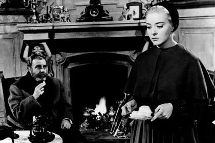 Debido al film de Bruñel, la actriz y el director fueron perseguidos por la dictadura franquista