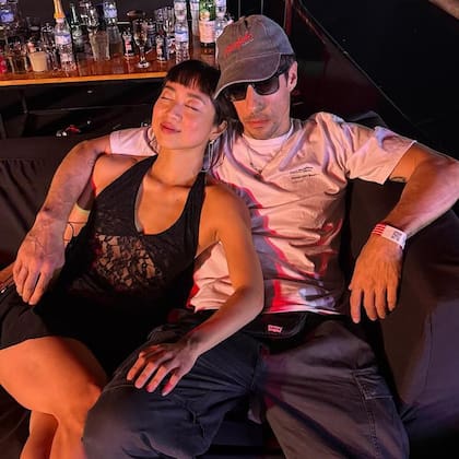 Débora Nishimoto y estaban Lamothe se enamoraron durante las grabaciones de la serie Envidiosa (Foto: Instagram @estebanlamothe)