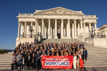 Decenas de empresarios se reunieron en Washington para pedir la aprobación de la norma