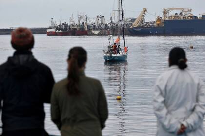 "Decidí venir a ver a los míos porque lo que se veía allá, en Europa, era algo terminal y mundial", dice Ballestero