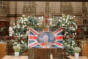 La alicaída economía británica necesita un empujón: ¿alcanzará con la ceremonia de coronación?