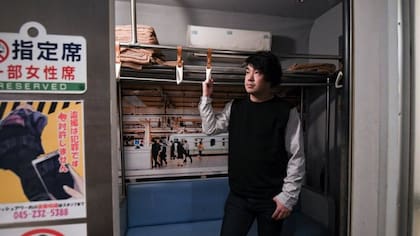 Decorado como un vagón de tren, el club sexual Rush Hour ofrece a los clientes la oportunidad de representar fantasías de manoseos en público