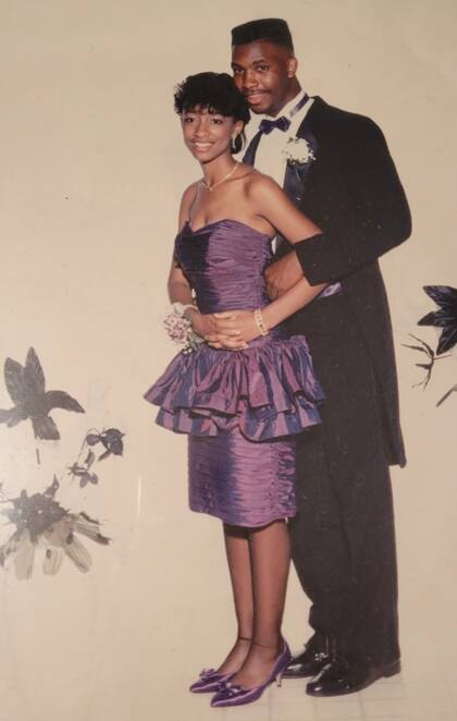 Dee junto a Darryl, su novio de aquel entonces