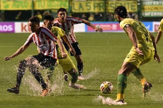 La tormenta pudo más: Defensa y Estudiantes empataban 1-1 hasta que se suspendió