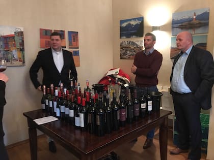 Degustación de vinos argentinos en el Cafetín de Buenos Aires