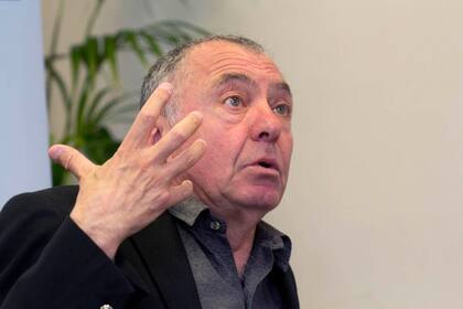 "Dejemos de transformar a la cultura en religión", cuenta