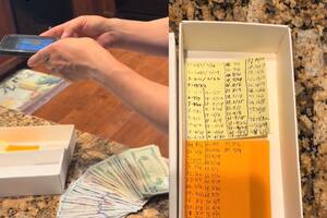 Dejó de fumar, ahorró todo el dinero y sorprendió a su mujer