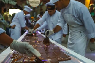 En qué ciudad argentina harán la barra más larga del mundo y regalarán 12.000 huevos de Pascua