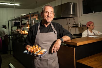 Del Azur tiene sus raíces en Las Grutas