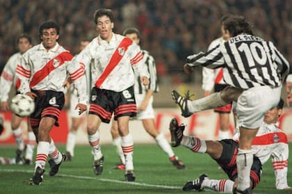 Del Piero marcó el 1-0 para Juventus en la Intercontinental 1996 en Tokio