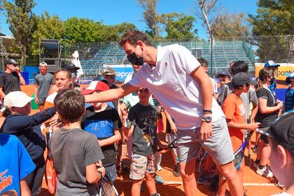 Del Potro, esta mañana en el BALTC, durante una clínica con chicos de la Ciudad y la Provincia de Buenos aires.
