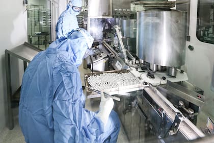 Del proyecto participaron más de 600 profesionales, entre investigadores y médicos de 18 centros del país que intervinieron en los ensayos clínicos con 2000 voluntarios