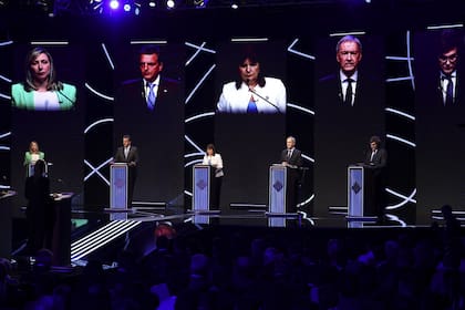 Del segundo debate presidencial participarán los mismos cinco candidatos que estuvieron presentes en el primer encuentro que se llevó cabo el 1° de octubre en Santiago del Estero
