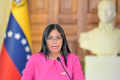 Delcy Rodríguez asumió como líder de Venezuela (Photo by Juan BARRETO / AFP)