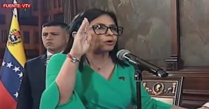 Delcy Rodríguez jura como presidenta interina de Venezuela tras la captura de Nicolás Maduro. Fuente: Youtube