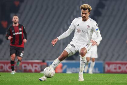 Dele Alli, durante su discreto paso por Besiktas