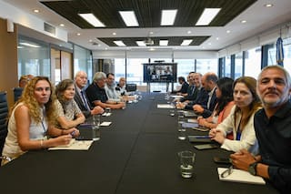 En medio del paro, el Gobierno recibió a los gremios docentes: qué pasó en la reunión