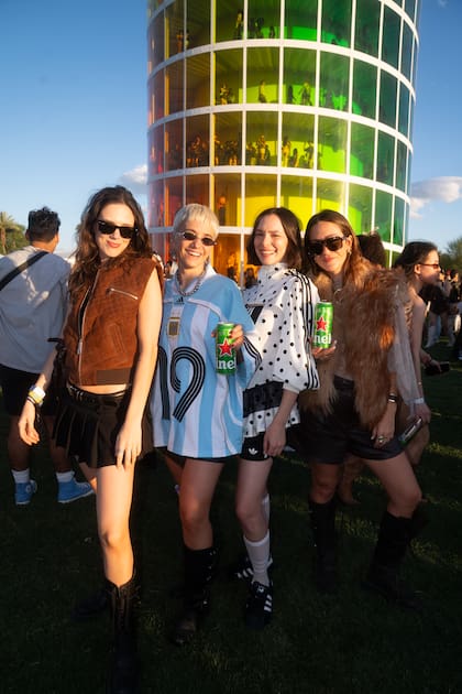 Delfi Chaves, Pauli Echeverria, Papryka y Julepe