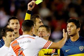 Delfino habló sobre sus cruces con jugadores y reveló qué regla cambiaría