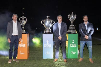 Delfín Uranga, Carlos Menéndez Behety y Lucas Adur