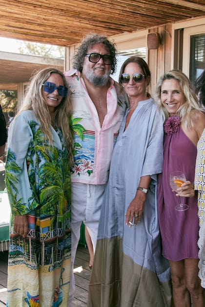 Delfina Vázquez Maistegui, Ramiro Agulla, Cecilia Sartorius de Green y Ioia Puig