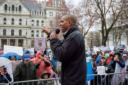 Delgado no tendrá una carrera sencilla ante Hochul