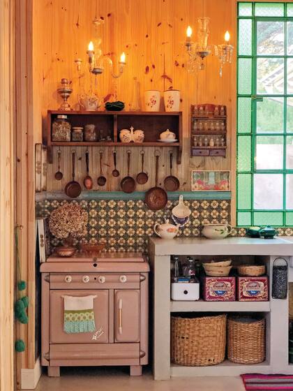 Delicioso, el artefacto a kerosene fue adaptado para gas.