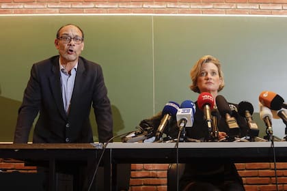 En Bélgica, en la década de los sesenta y aunque estaba casado con Paola, el rey Alberto mantuvo un vínculo con la baronesa Sybille de Selys Longchamps y nació Delphine Boël
