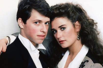 Demi Moore reveló que Jon Cryer, de Two and a Half Men, dejó de ser virgen con ella
