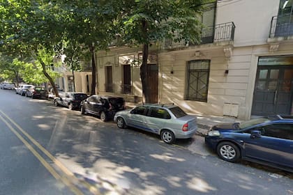 Demaría 4667: frente a esta casa fue baleado Poli Armentano la madrugada del 20 de abril de 1994