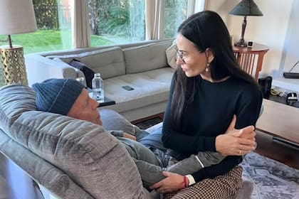 Demi Moore, muy cerca de su ex