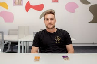 Vendía barritas de cereal en la plaza y ahora factura más de $260 millones